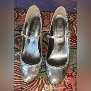 J. Crew Distressed Crackled Mary Jane Heels Silver